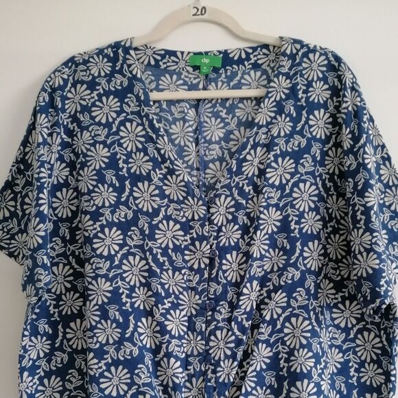 Dlp Women's Blue Floral Knot Front Button up V Neck Classy Top Size X-Large - Picture 2 of 6